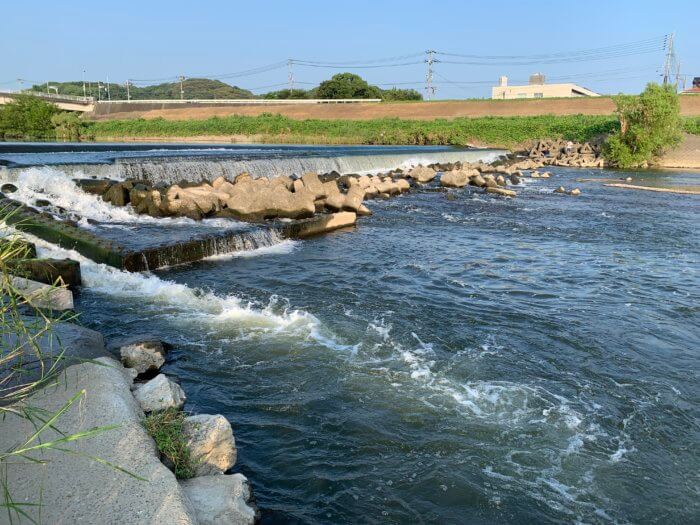 河川の堰やインレットエリア