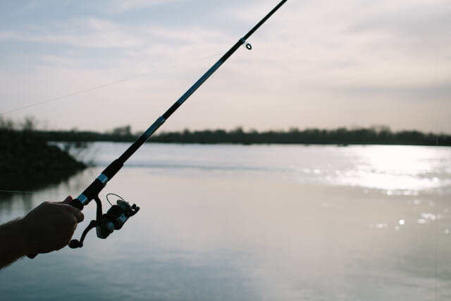 79％以上節約 釣りの魅力を知るのに十分な はじめの セットです 初心者の方におすすめなライトゲーム専用のセットだから これだけで釣りに出かけられます アジングやメバリングに 釣竿セット パックロッド 釣り竿 セット 釣竿 海釣り 入門セット 初心者 グランウォーカー ビギナー 子ども 子供用 良質ロッド メバリング アジング ワーム ジグヘッド 糸付きリール ロッドケース 釣りセット 釣り具セット 鰺 アジ メバル 送料無料 wmsamuelbradford.com